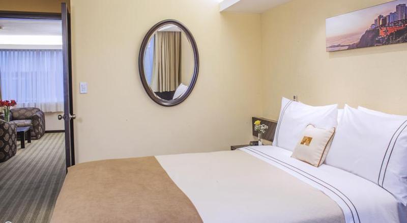 Hotel Selina Miraflores 3*